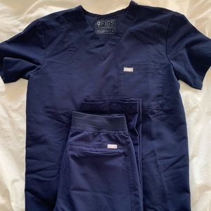 1 set XS FIGS Leon 2-pocket scrub w/ matching Axiom cargo scrub pants (XS/S)